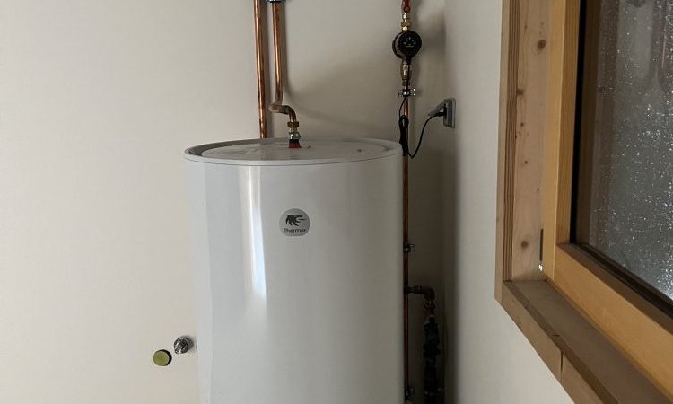 Chauffe-eau électrique 200 litres stable STEATIS THERMOR avec pompe de bouclage